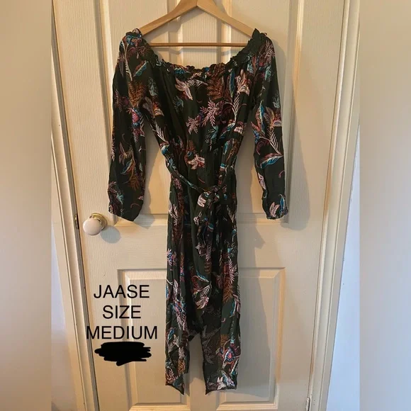 Jaase Womens Dress Size Medium - Picture 1 of 1